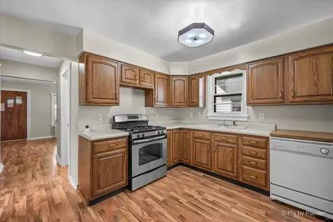 746 Parkway Avenue Elgin IL 60120