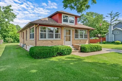 746 Parkway Avenue Elgin IL 60120