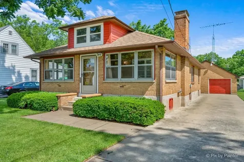 746 Parkway Avenue Elgin IL 60120