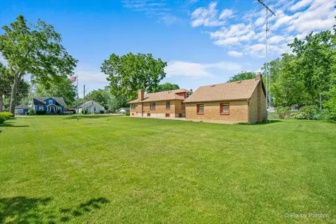 746 Parkway Avenue Elgin IL 60120