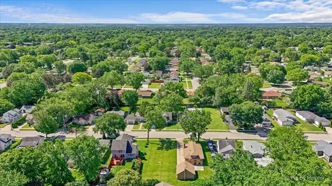 746 Parkway Avenue Elgin IL 60120