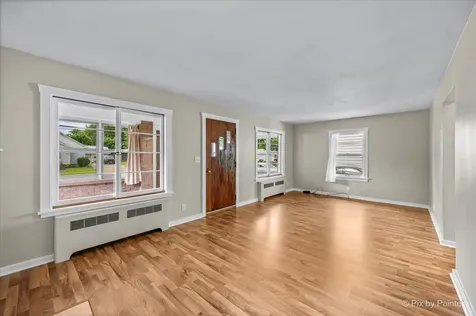 746 Parkway Avenue Elgin IL 60120