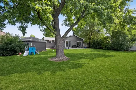125 58TH Place Clarendon Hills IL 60514