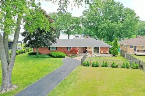 905 River Terrace Drive Johnsburg IL 60051