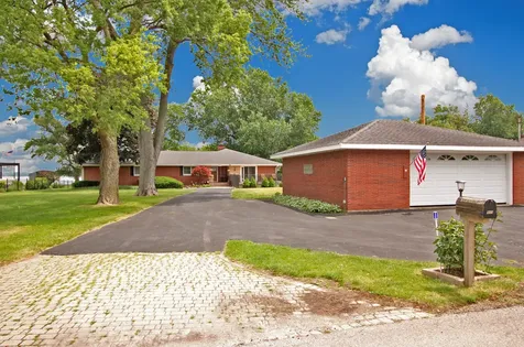 905 River Terrace Drive Johnsburg IL 60051