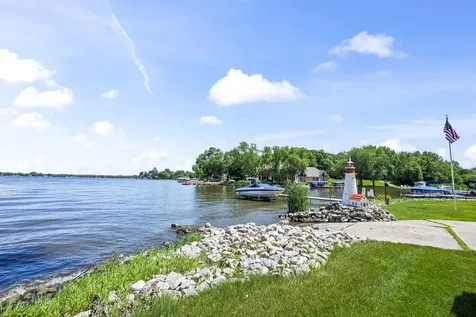 905 River Terrace Drive Johnsburg IL 60051