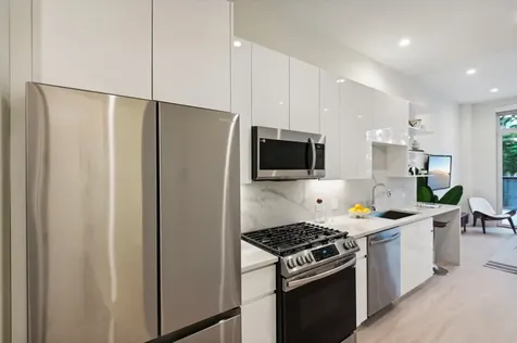 812 West Adams Street Chicago IL 60607
