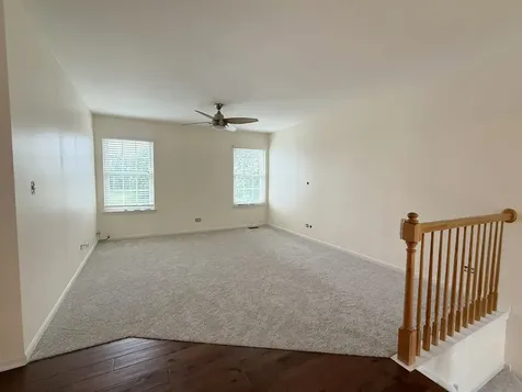 1281 Horseshoe Lane Bartlett IL 60103