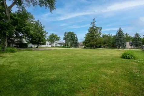 25063 West 3rd Street Antioch IL 60002