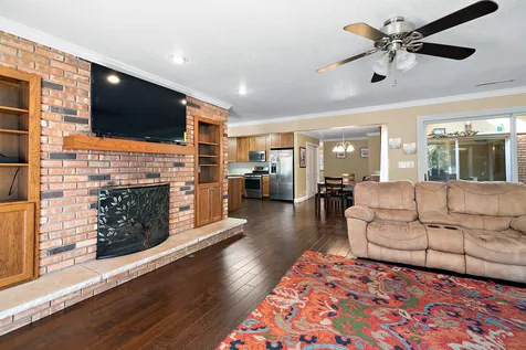 1305 Oaktree Lane Kankakee IL 60901