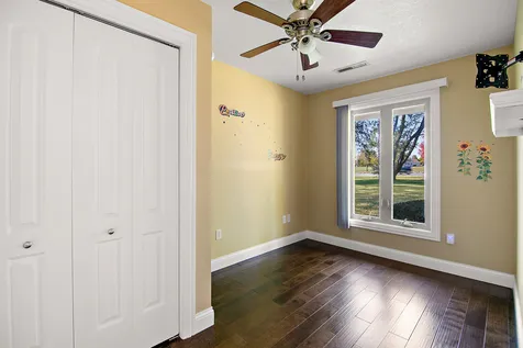 1305 Oaktree Lane Kankakee IL 60901