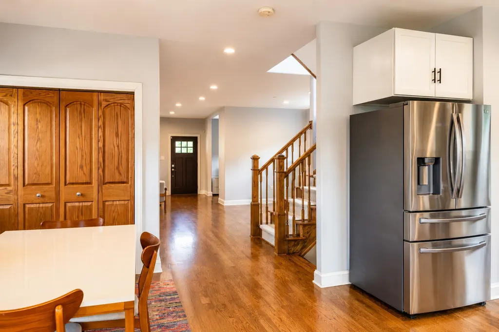 7042 West Berwyn Avenue Chicago IL 60656