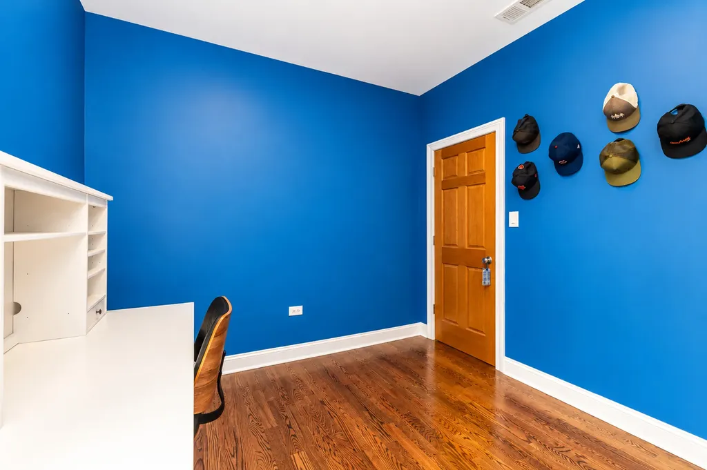 7042 West Berwyn Avenue Chicago IL 60656