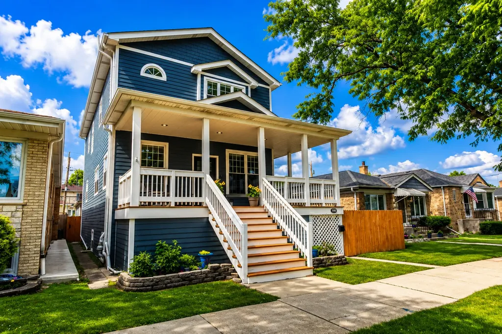 7042 West Berwyn Avenue Chicago IL 60656