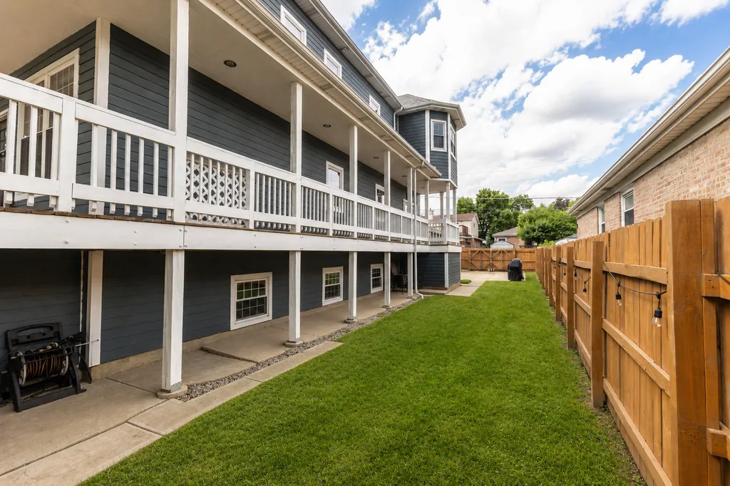 7042 West Berwyn Avenue Chicago IL 60656