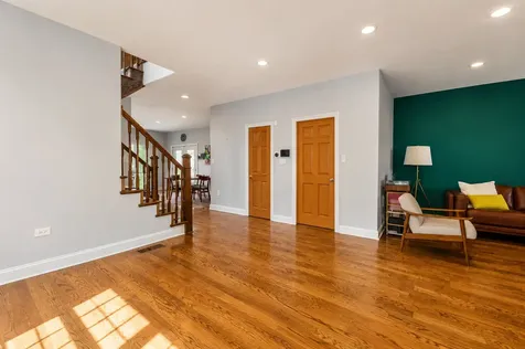 7042 West Berwyn Avenue Chicago IL 60656
