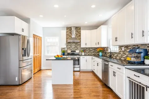 7042 West Berwyn Avenue Chicago IL 60656