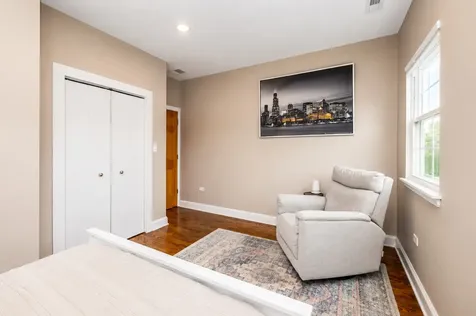 7042 West Berwyn Avenue Chicago IL 60656