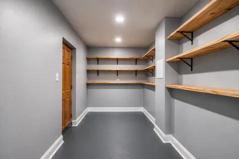 7042 West Berwyn Avenue Chicago IL 60656