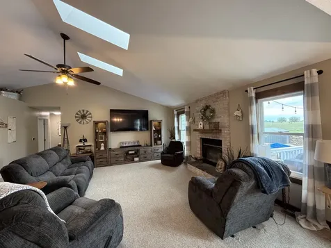 214 West 2nd Street W Odell IL 60460