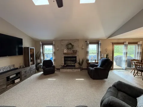 214 West 2nd Street W Odell IL 60460
