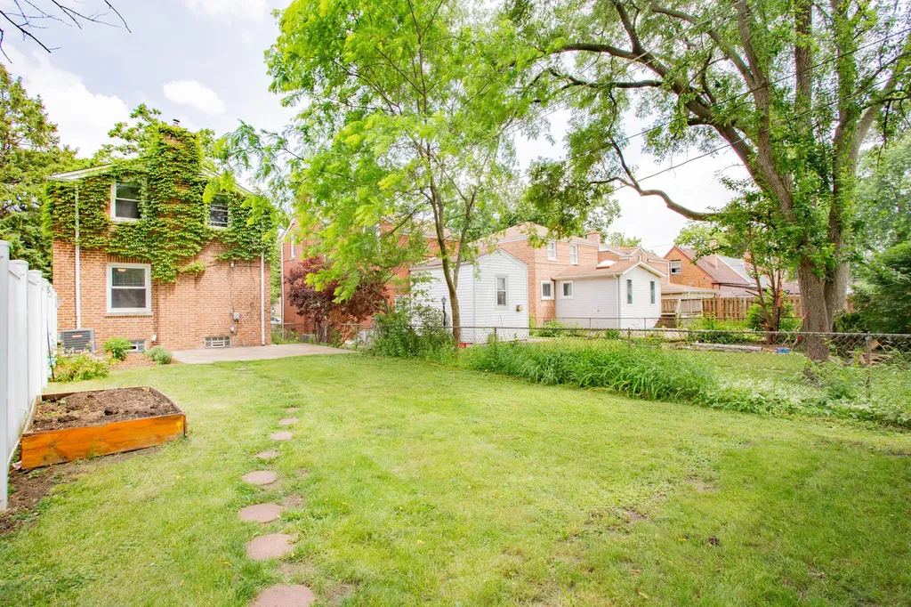 5356 North Oketo Avenue Chicago IL 60656