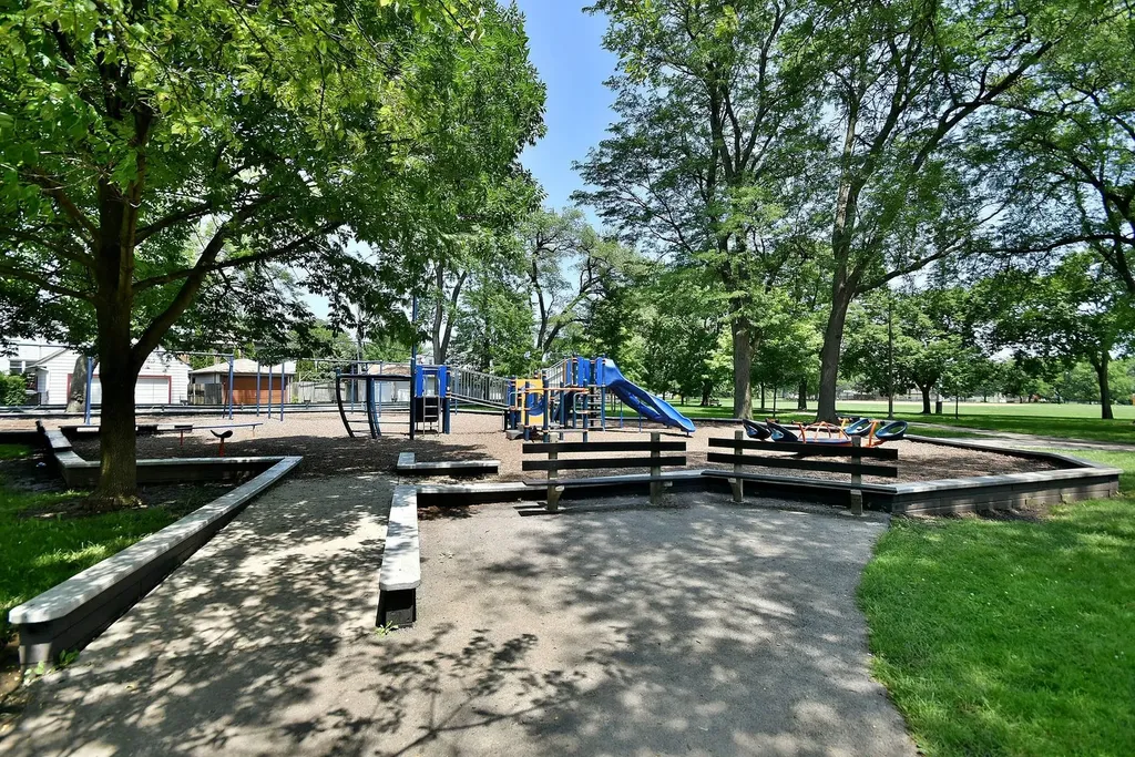 5356 North Oketo Avenue Chicago IL 60656