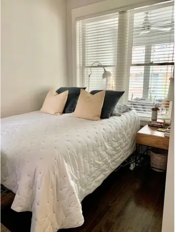 2252 West Waveland Avenue Chicago IL 60618