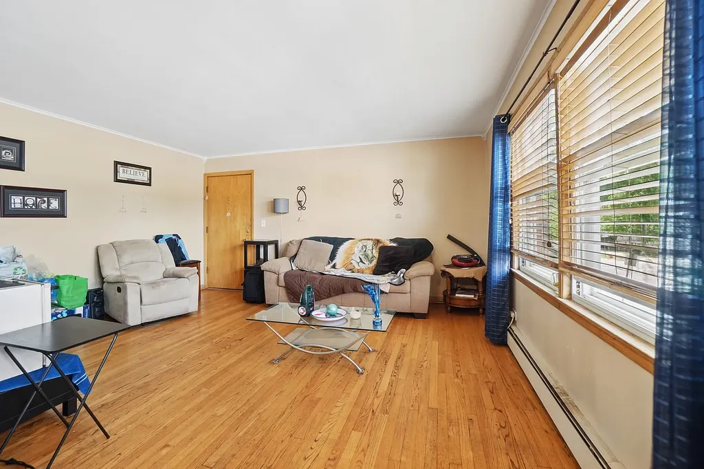 6972 West Belmont Avenue Chicago IL 60634