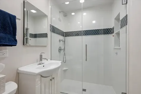 1620 Elder Lane Northfield IL 60093