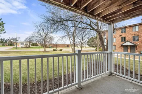 109 Gregory Street Aurora IL 60504