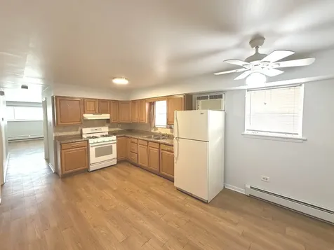 1617 North 35th Avenue Melrose Park IL 60160
