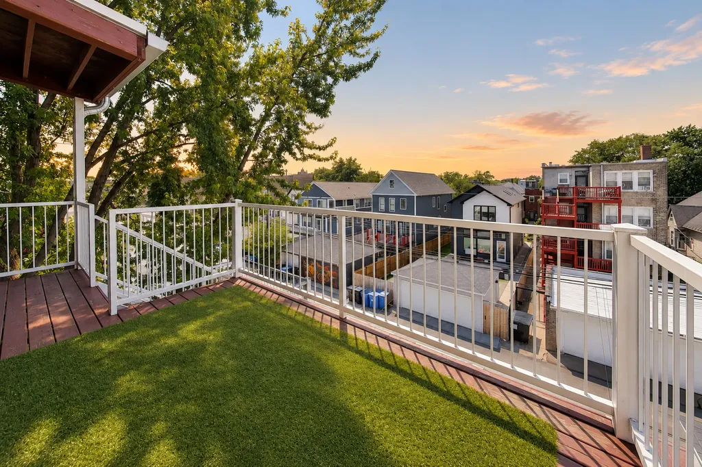 4130 North Kimball Avenue Chicago IL 60618