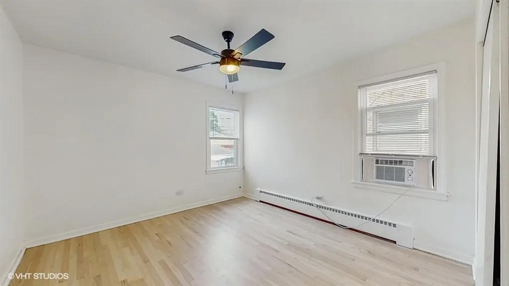 4614 North Central Avenue Chicago IL 60630