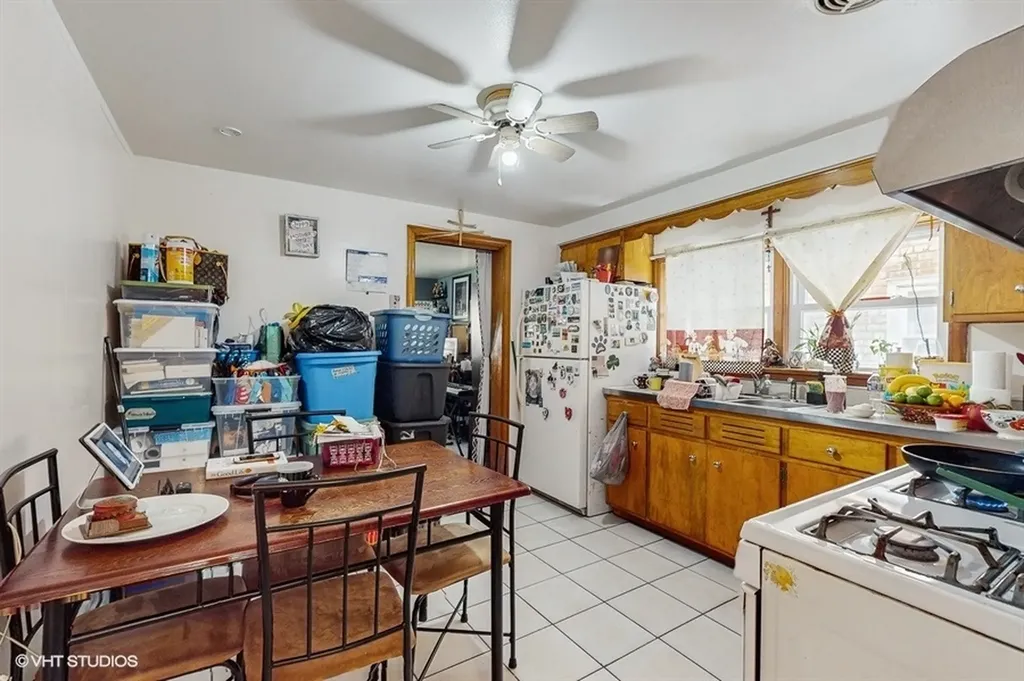 4614 North Central Avenue Chicago IL 60630