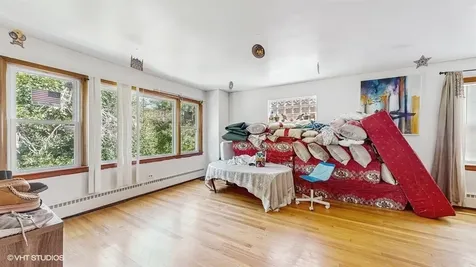 4614 North Central Avenue Chicago IL 60630