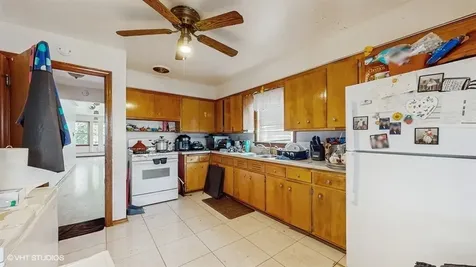 4614 North Central Avenue Chicago IL 60630