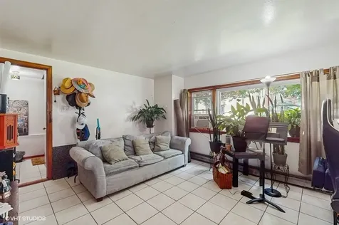 4614 North Central Avenue Chicago IL 60630