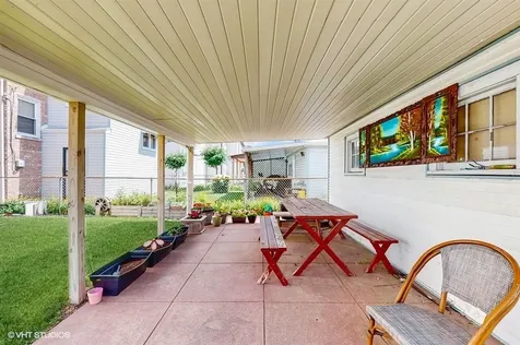 4614 North Central Avenue Chicago IL 60630