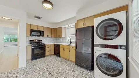 4614 North Central Avenue Chicago IL 60630