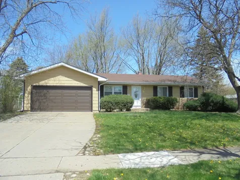 66 Barrow Drive Crystal Lake IL 60014