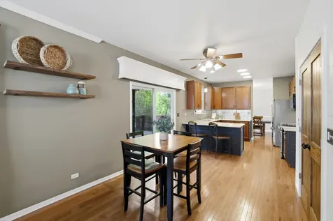400 Willow Road Lakemoor IL 60051