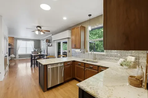 400 Willow Road Lakemoor IL 60051