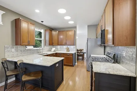 400 Willow Road Lakemoor IL 60051