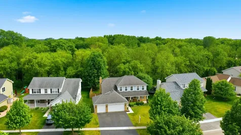 400 Willow Road Lakemoor IL 60051