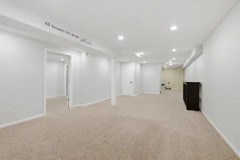 400 Willow Road Lakemoor IL 60051