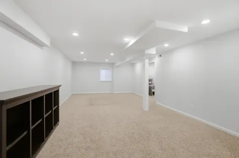 400 Willow Road Lakemoor IL 60051