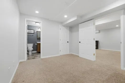 400 Willow Road Lakemoor IL 60051
