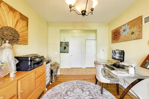 447 Talismon Court Crystal Lake IL 60012