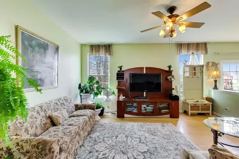 447 Talismon Court Crystal Lake IL 60012